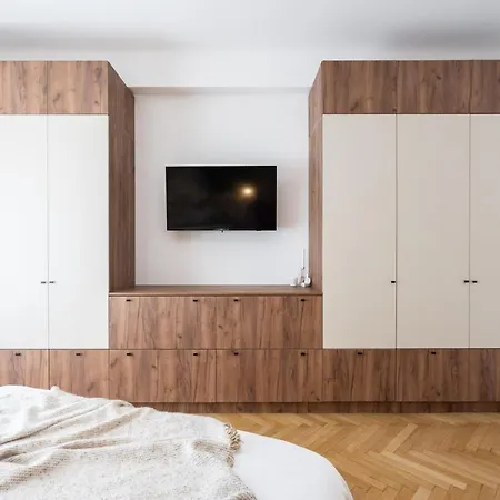 Old Town Bucharest, Luxury 2 Bedrooms