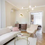 Апартаменти Old Town Bucharest, Luxury 2 Bedrooms *