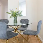 Old Town Bucharest, Luxury 2 Bedrooms * Бухарест