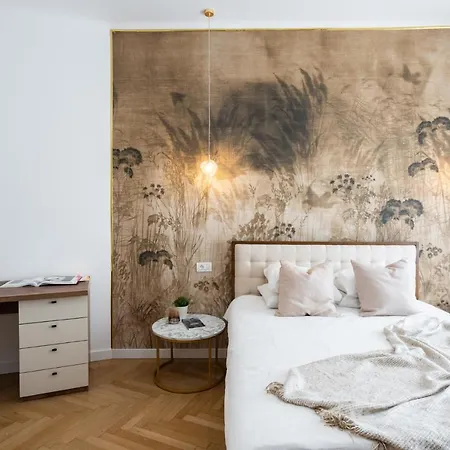 Old Town Bucharest, Luxury 2 Bedrooms Βουκουρέστι