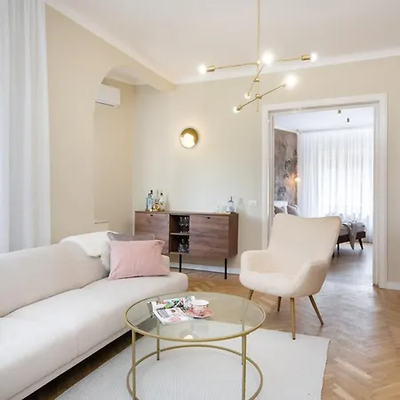 公寓 Old Town Bucharest, Luxury 2 Bedrooms *