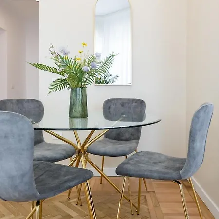 Old Town Bucharest, Luxury 2 Bedrooms * Βουκουρέστι