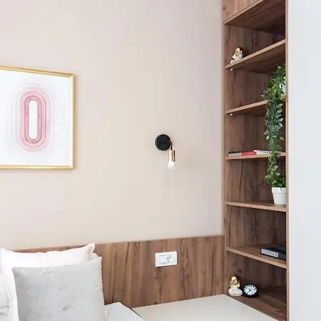 Old Town Bucharest, Luxury 2 Bedrooms Apartament *