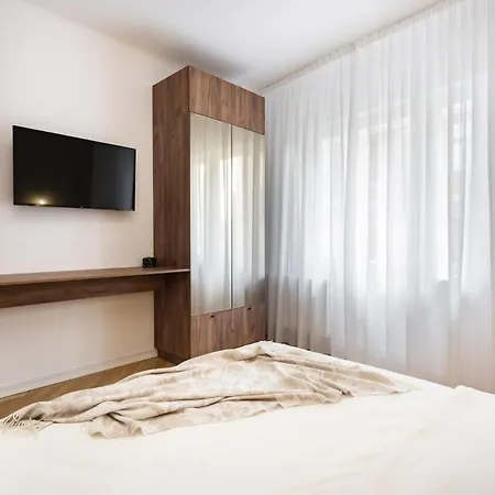 Old Town Bucharest, Luxury 2 Bedrooms *