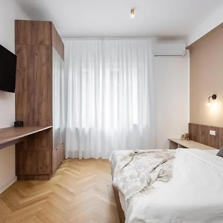 Old Town Bucharest, Luxury 2 Bedrooms *