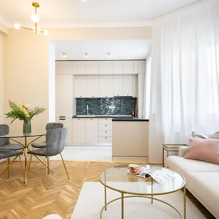 Old Town Bucharest, Luxury 2 Bedrooms *